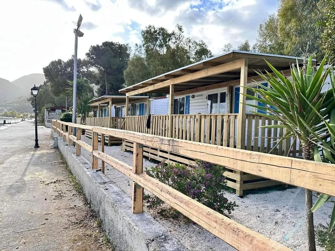 Camping Karavomilos Sami