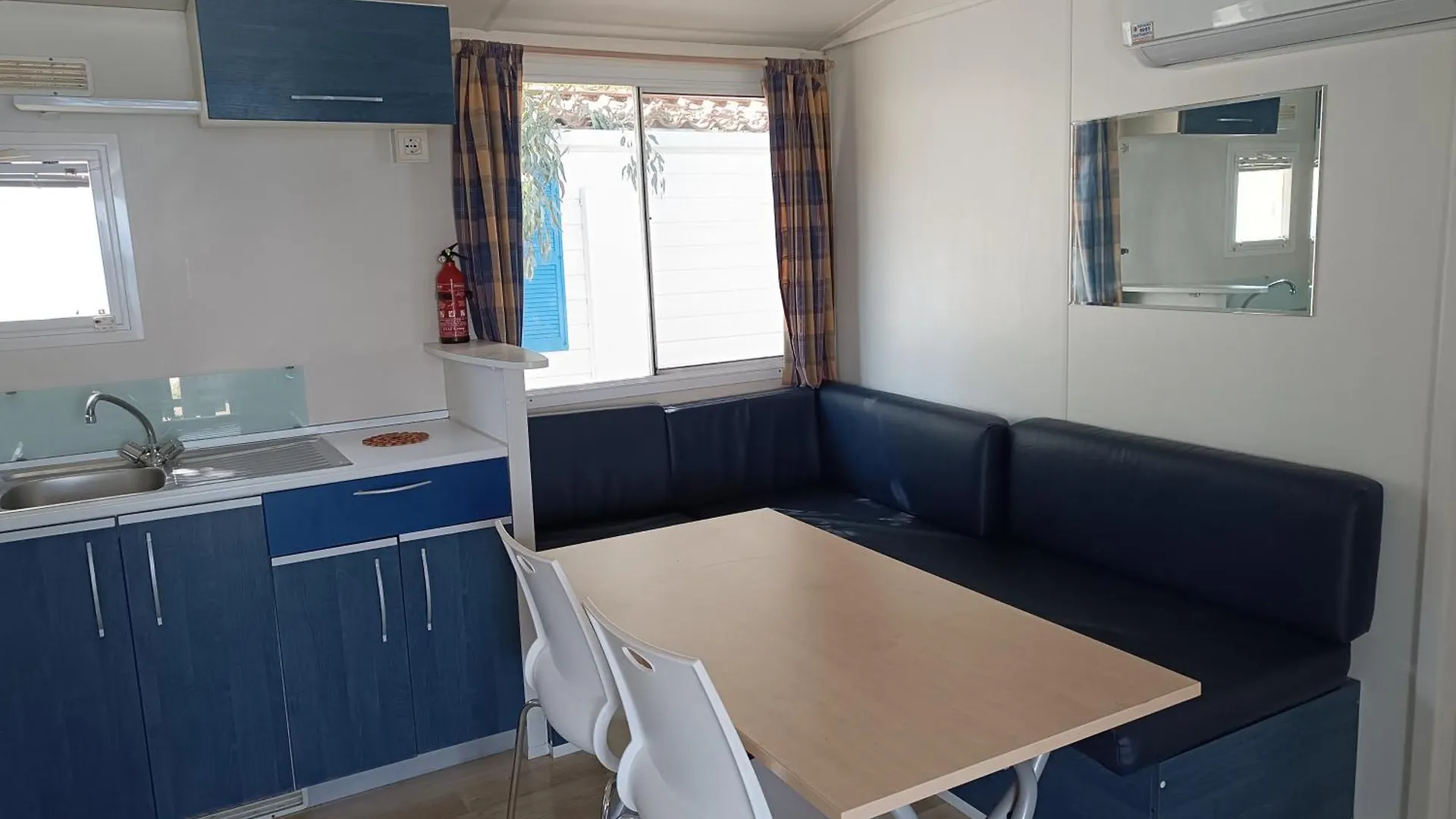 Campeggio Camping Karavomilos Sami  Grecia