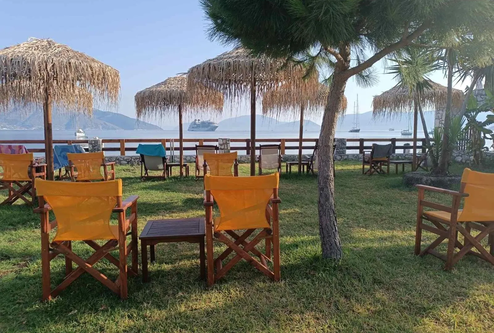 Camping Karavomilos Sami  Grecia